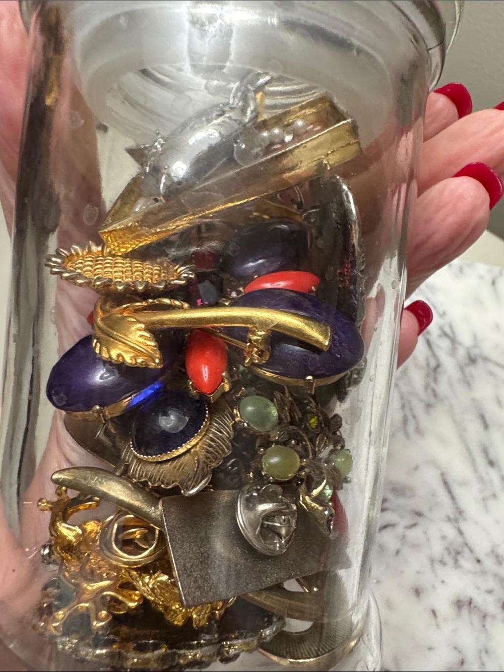 Mystery Brooch Jar - Picture 3 of 5